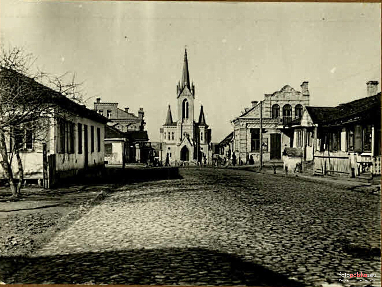 Лютеранська кірха. Вид з вулиці Кафедральної
