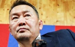 Після поїздки у Китай президент Монголії перебуватиме на двотижневому карантині