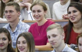 В Україні студентам затримують виплату стипендій
