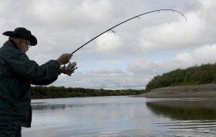 На Рівненщині потонув рибалка