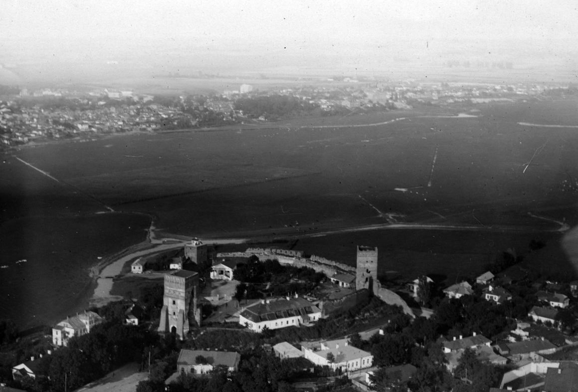 Луцьке старе місто на фото 1920-х років