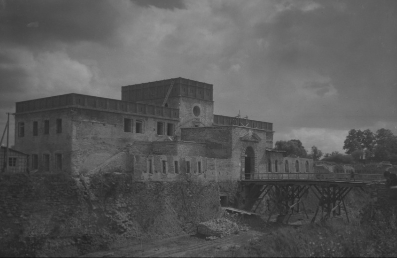 Дубенський замок, міжвоєнний період