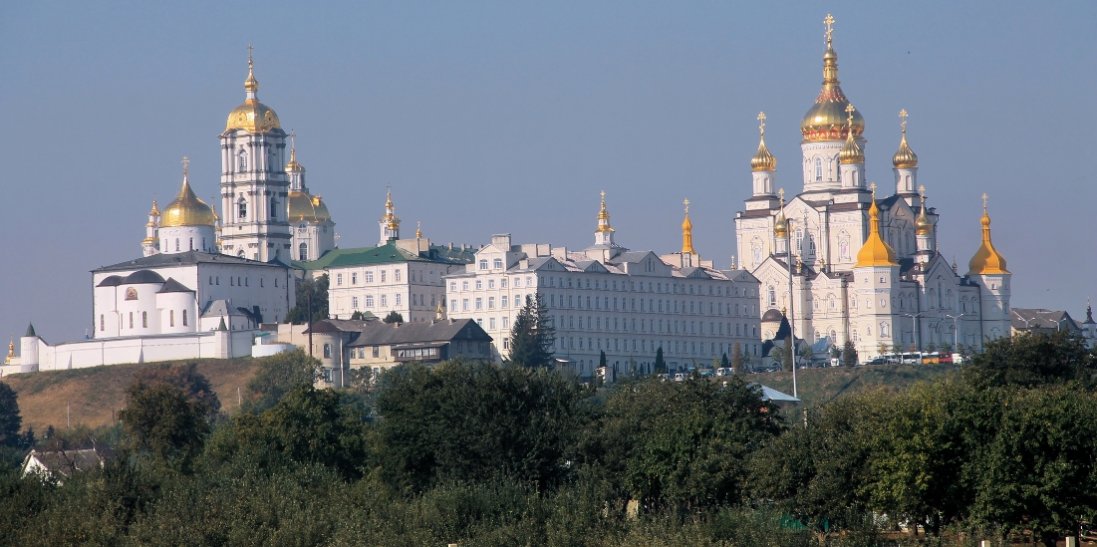 У громадян Молдови, які відвідували Почаївську лавру, виявили коронавірус