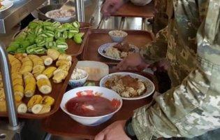 В Україні не спроможні організувати харчування військових по-новому – Міноборони