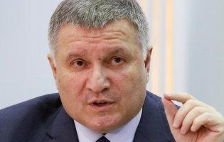 Україні потрібен тотальний повний карантин та посилення обмежень – Аваков