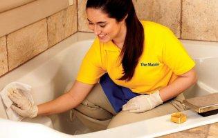 Як захистити ванну від жовтого нальоту