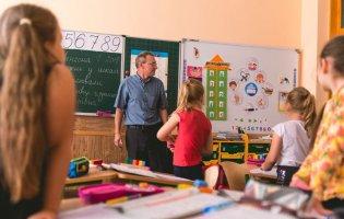 Карантин в Україні: коли в школах закінчиться навчальний рік