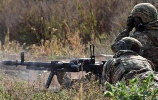 На Донбасі знову обстріляли українські позиції