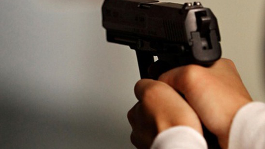 На Дніпропетровщині у багажнику автомобіля знайшли вбитого поліцейського