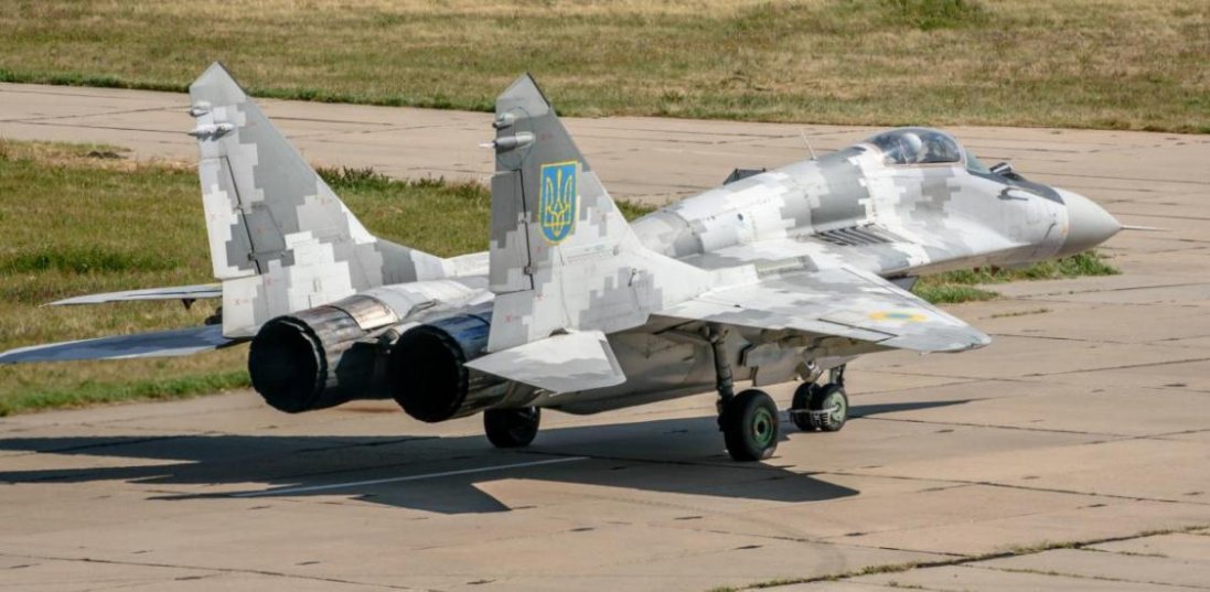 На Запоріжжі винищувач МіГ-29 з Луцька здійснив аварійну посадку