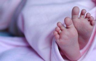 Коронавірусні зашквари: новонароджену дитину назвали Санітайзер