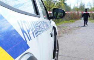 На території колишньої військової частини у Львові знайшли убиту жінку