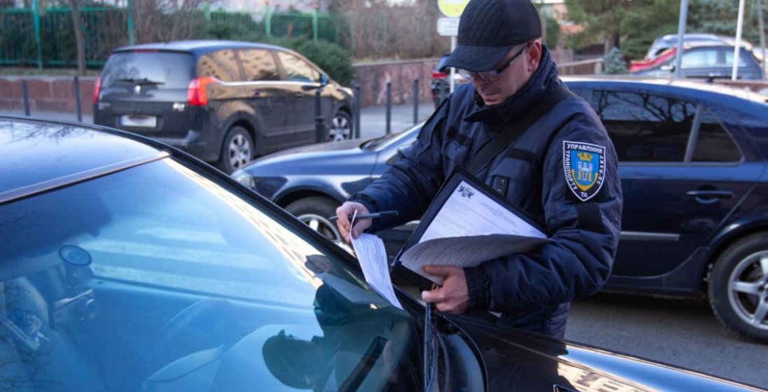 Як і за що штрафуватимуть водіїв в Україні з 1 травня
