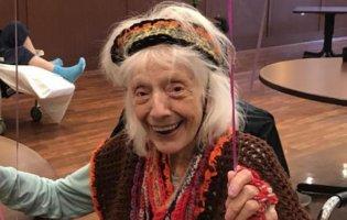 101-річна жінка  пережила рак, викидні та COVID-19: вражаюча історія