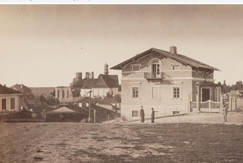 Будинок Вєсьоловського та вид на храми, фото до 1915 р.
