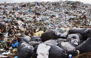Львівське сміття таємно вивозили і закопували на полях, – прокуратура
