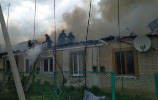 Руйнівна пожежа в Рожищі: будівельників просять про допомогу