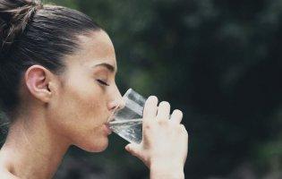 Чому важливо пити багато води?