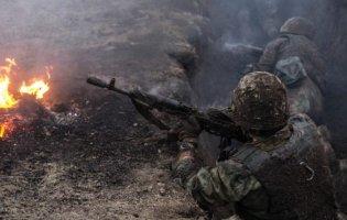 На Донбасі бойовики гатили з гранатометів:  один захисник ЗСУ поранений