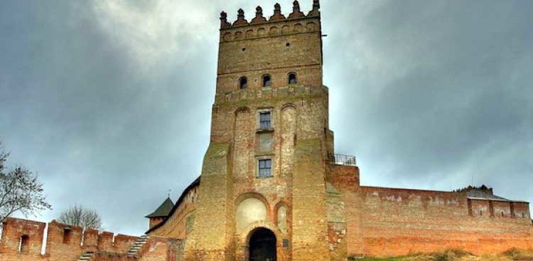 У Луцьку відкрили для екскурсій замок Любарта