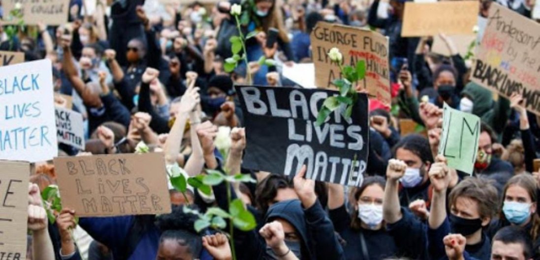 Масштабні акції протесту проти расизму: у Брюсселі громлять магазини