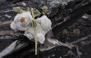 У тілах екіпажу збитого Boeing над Донбасом знайшли осколки російської ракети