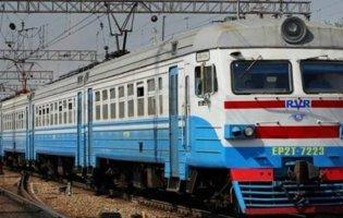 Яких 14 потягів відновлює Укрзалізниця