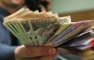 В Україні медикам хочуть підняти зарплати