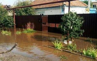 Нове лихо: у Херсоні за добу випала півмісячна норма опадів