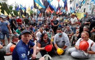 У Києві дев'ятий день протестують волинські гірники
