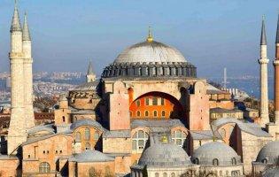 Виклик усьому світу: символ православної віри перетворили на мечеть
