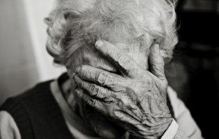 Приниження і тортури: як у пансіонаті Рівного знущаються над пенсіонерами