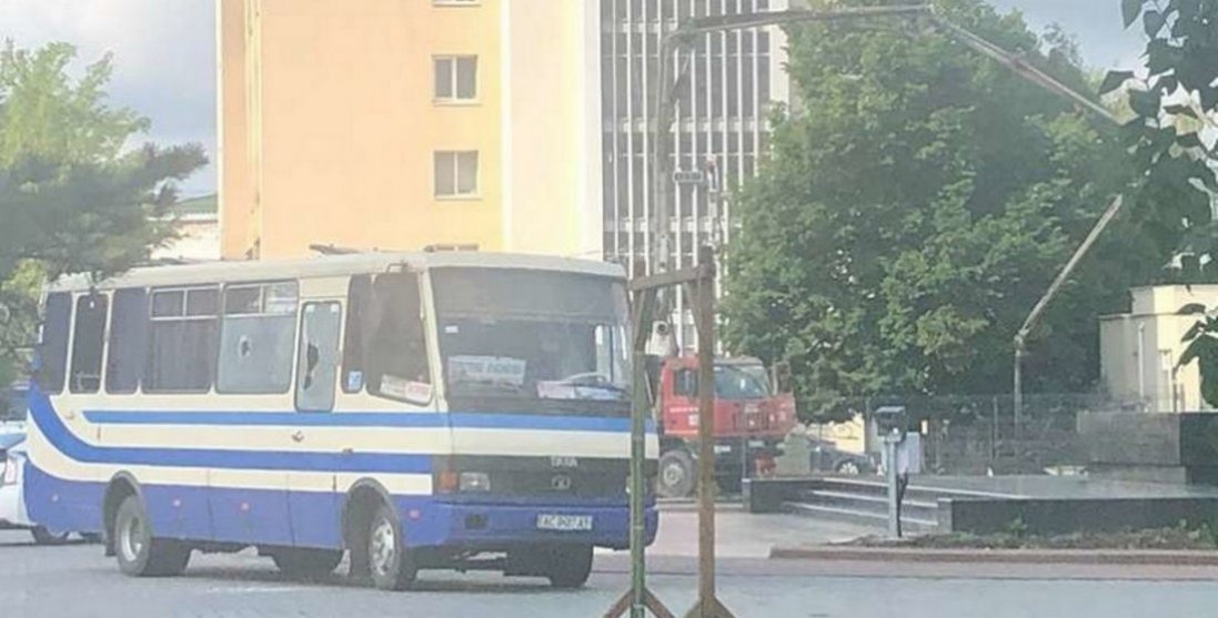 Яку вибухівку кидає терорист у Луцьку