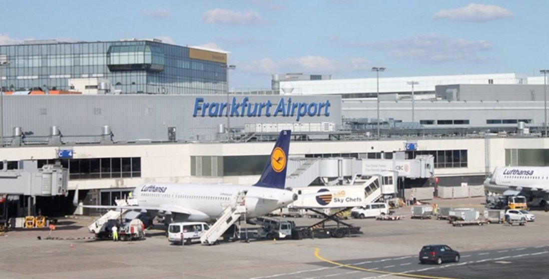 Німеччина буде тестувати людей на коронавірус в аеропортах