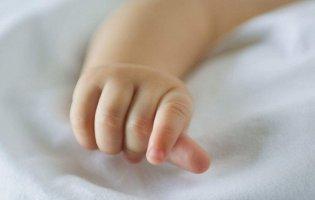 «Пішли, ніби дитини й нема»: у Києві батьки-мажори кинули немовля через вади у розвитку