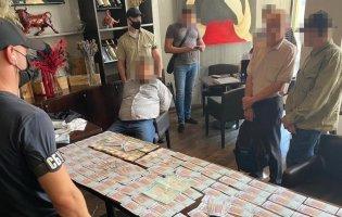 СБУ затримала чиновника Держрезерву, який хотів продати пшениці на 8 млн гривень