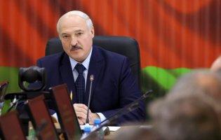 «Якщо ви підете ломити - відповісте», - Лукашенко до протестувальників