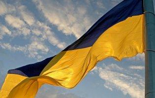 Український прапор підняли на тимчасово окупованих територіях Донбасу та Криму