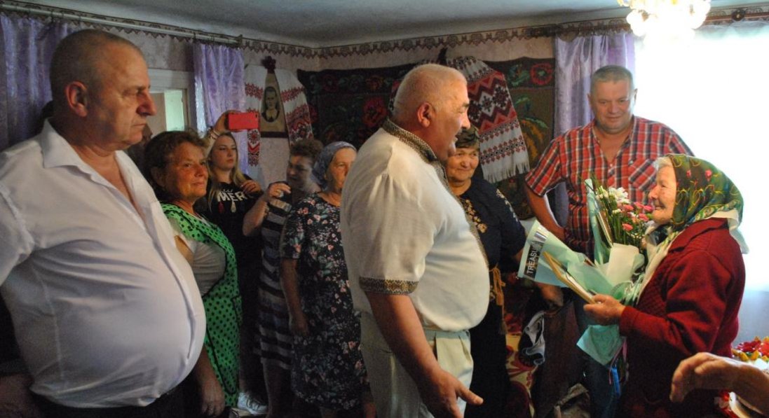 Після заслання в Сибіру жінка дожила до 100 років і щодня молиться за Україну