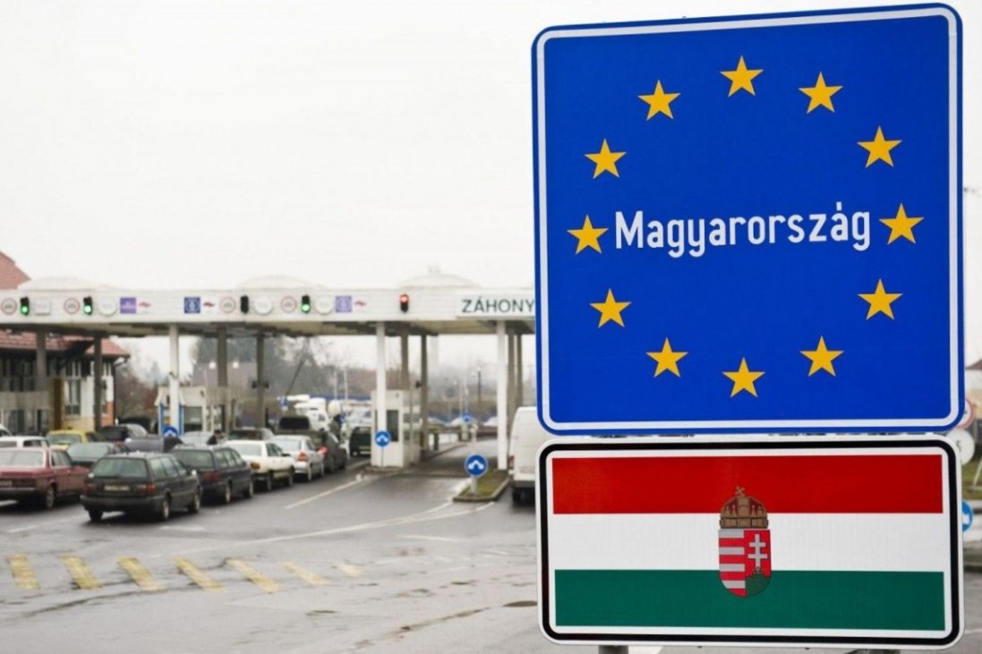 Вслід за Україною кордони для іноземців закрила Угорщина