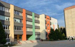 У Луцьку термомодернізують заклади освіти:  наразі  осучаснили фасад школи №26