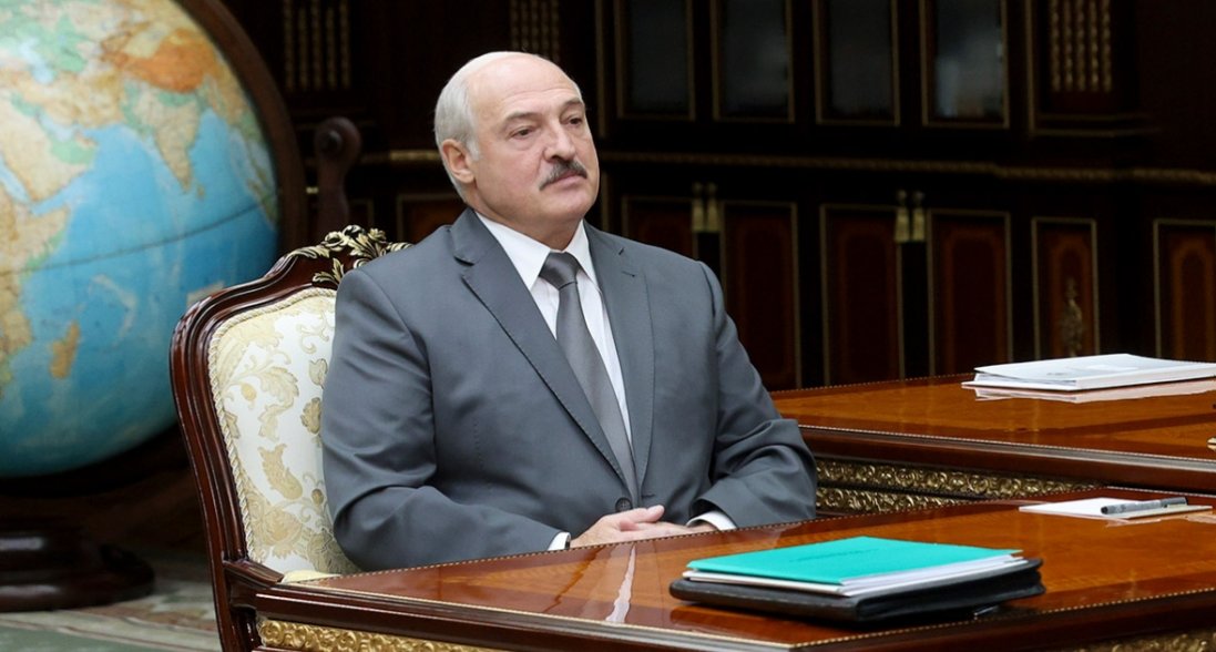 Пропонував перерахувати голоси: Лукашенко звільнив посла Білорусі в Іспанії
