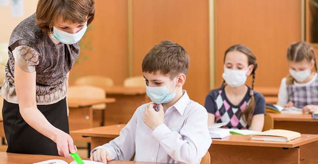 В Україні школи будуть масово закривати: причина і терміни