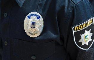 На Дніпропетровщині поліцейський катував чоловіка