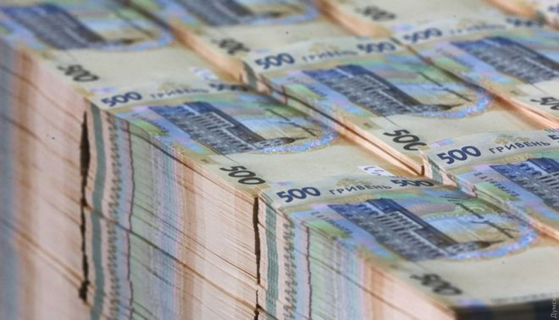 На Волині працівниця банку привласнила 400 тисяч гривень