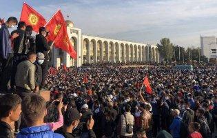 У Киргизстані шукають президента та прем'єр-міністра