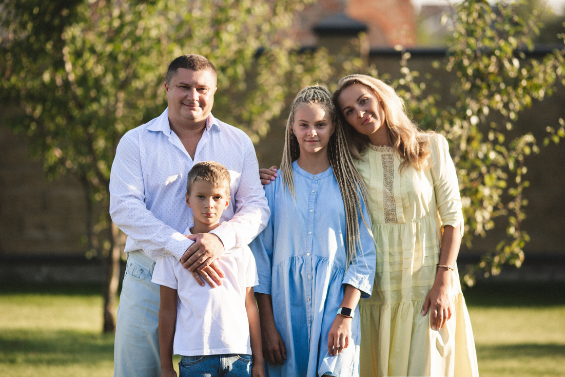 Ірина Патлашинська з чоловіком Романом та дітьми
