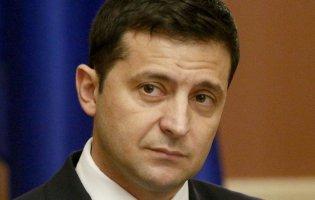 Зеленський оголосив про всенародне опитування в день виборів