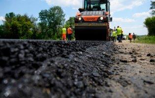 Україна позичить у Польщі 100 млн євро на ремонт доріг