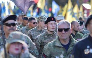 У Києві учасники маршу на честь Дня захисників України прийшли під ОП: що вимагають